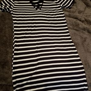 Casual dress. Navy and white